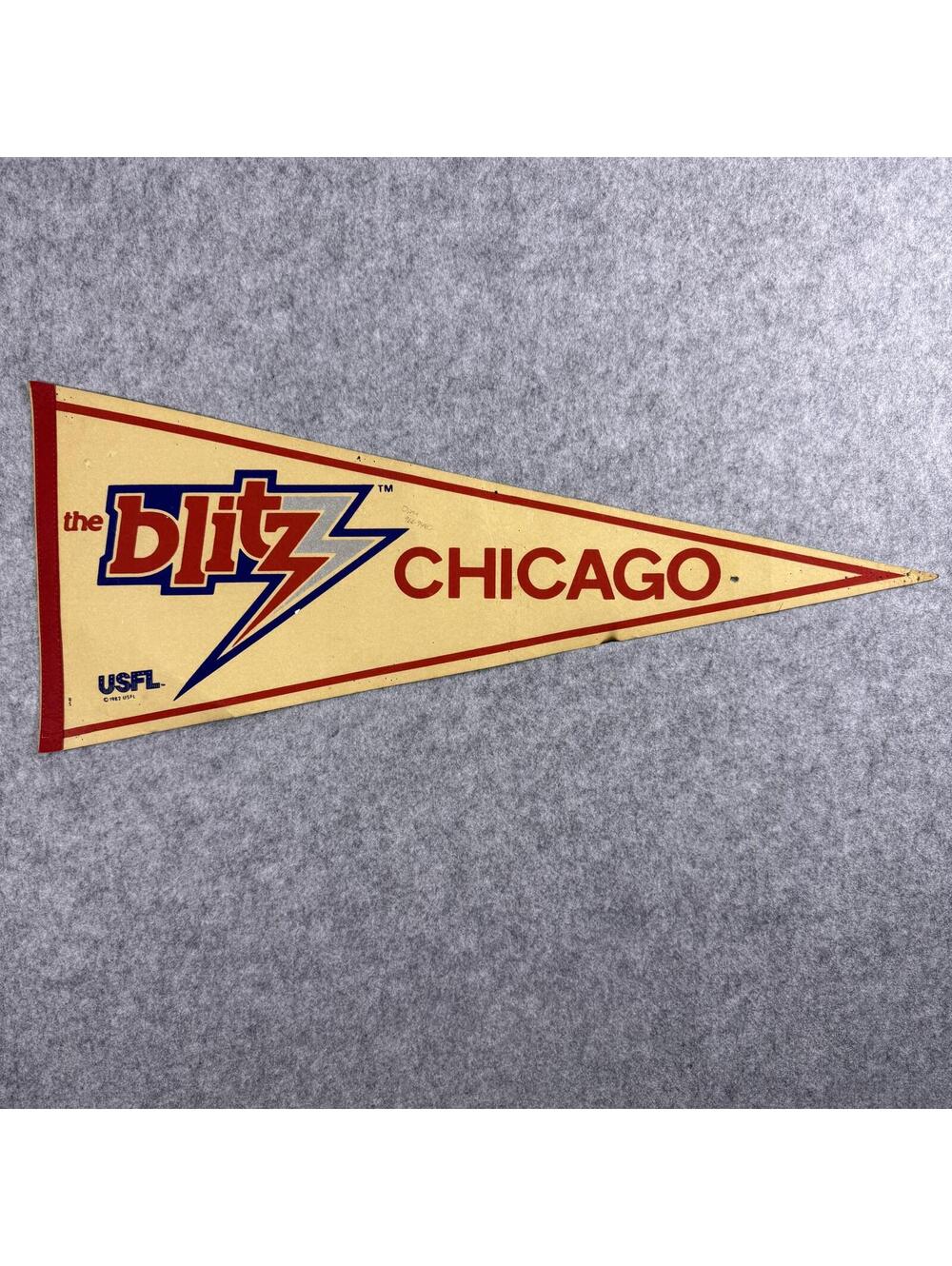 Vintage 1980s Chicago Blitz USFL Football Felt Pennant Rare Sports Memorabilia